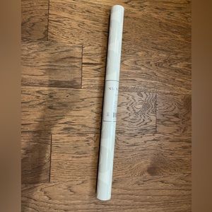 Serena and Lily Lakspur Wallpaper Fog